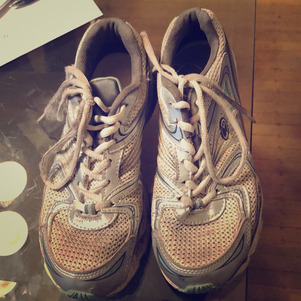 C9 work our shoes